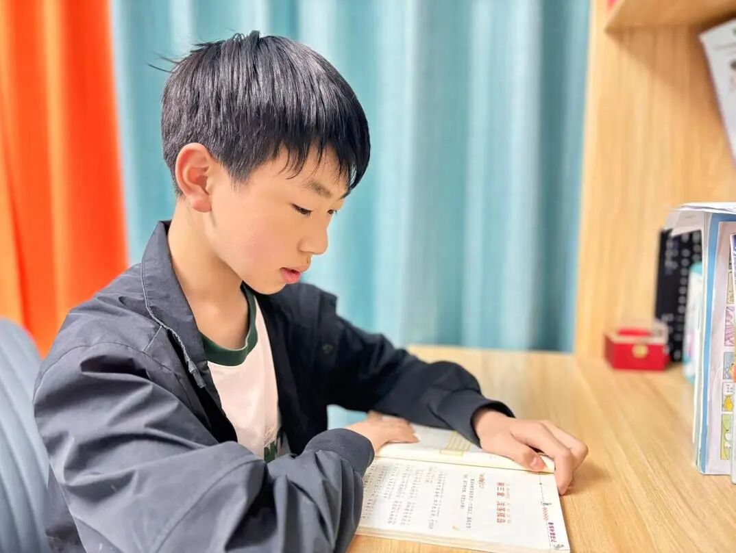 【火一榜样】“以微光聚星河 看见阅读的力量”阅读小明星专题报道