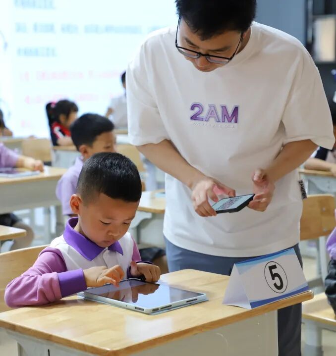“数”智对决 思维领航 ——高新区2025数学思维运动会决赛圆满落幕