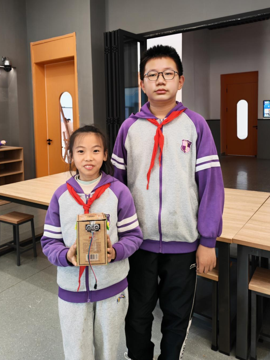 火一捷报｜沸腾！火一学子首次参加全国智能创新挑战赛斩获银、铜双奖！