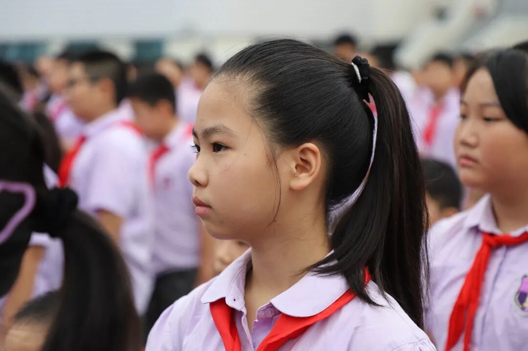 燃爆!火炬一小这样纪念抗战胜利80周年,四天"开学大戏"让孩子们热泪盈眶!——铭记历史、缅怀先烈、珍爱和平、共创未来