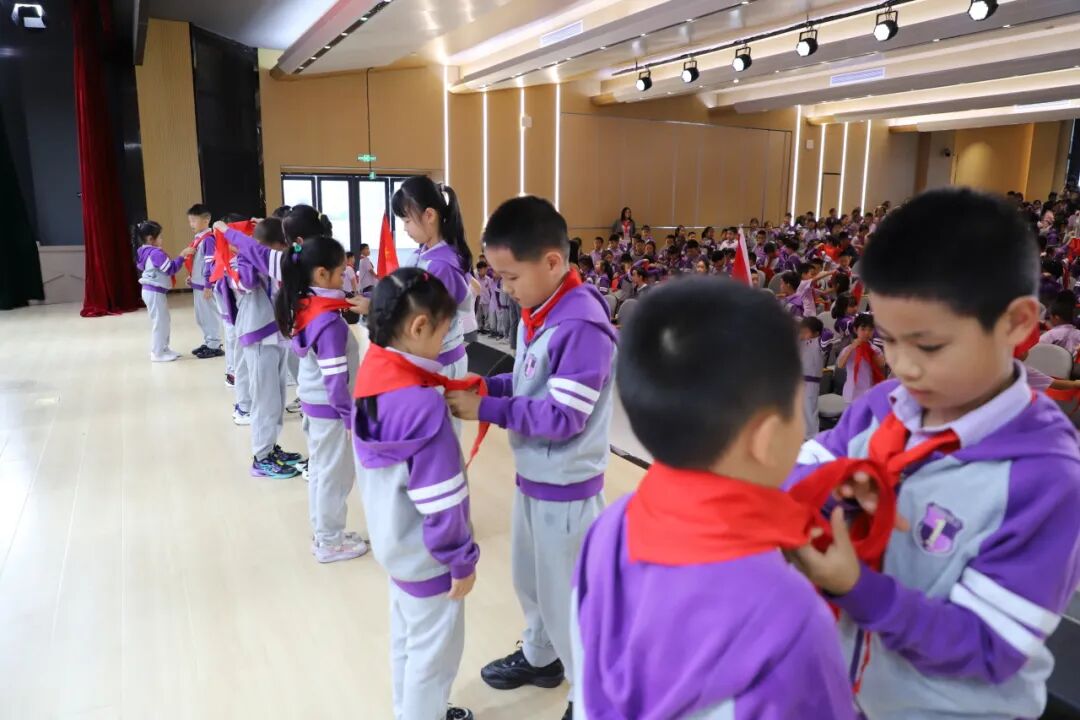 【强国复兴有我 争当新时代好少年】火一少年这样过建队日!仪式感拉满!