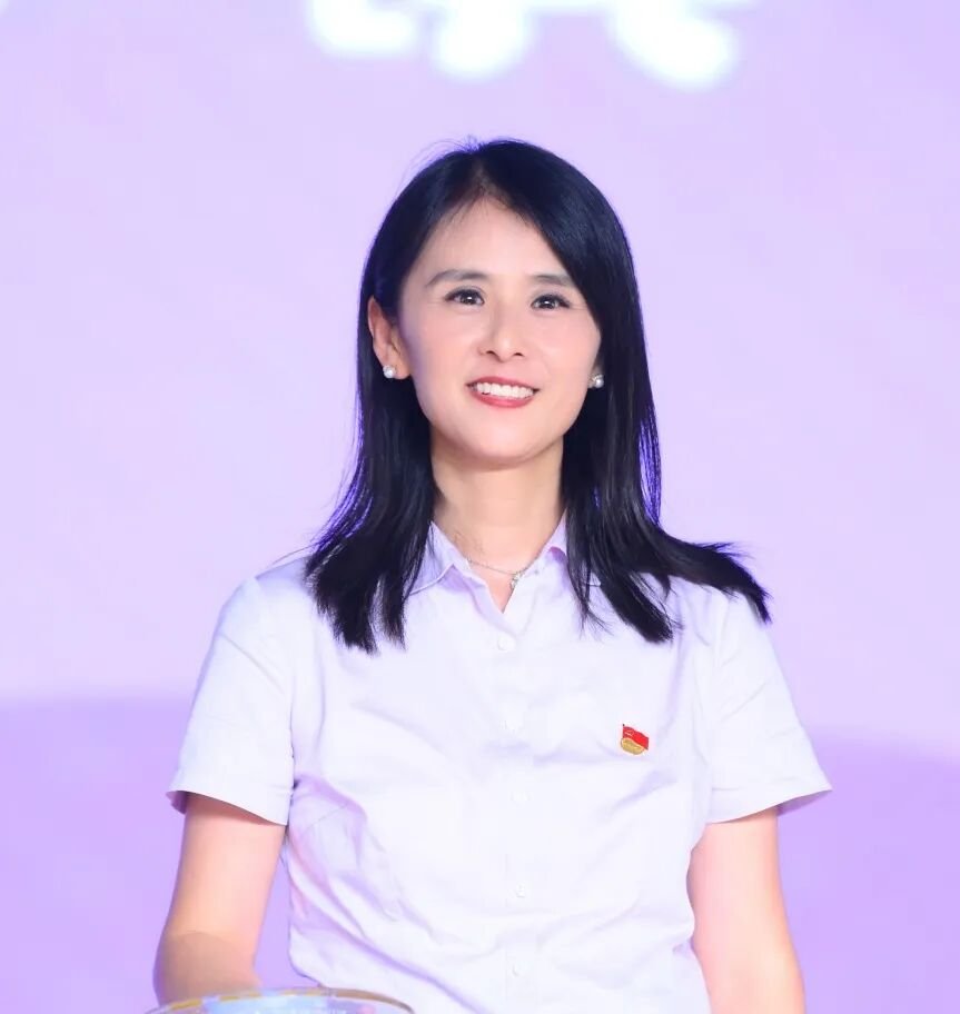 【上岗!】火炬一小“未来小镇”今日高燃启动,656名“小公民”荣耀上任!