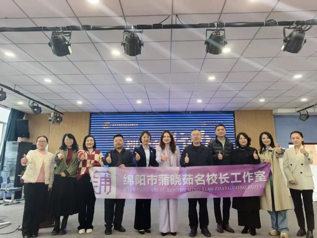 【火一月刊】十月耕耘，星光满载 在光影交织中，珍藏教育的每一瞬微光