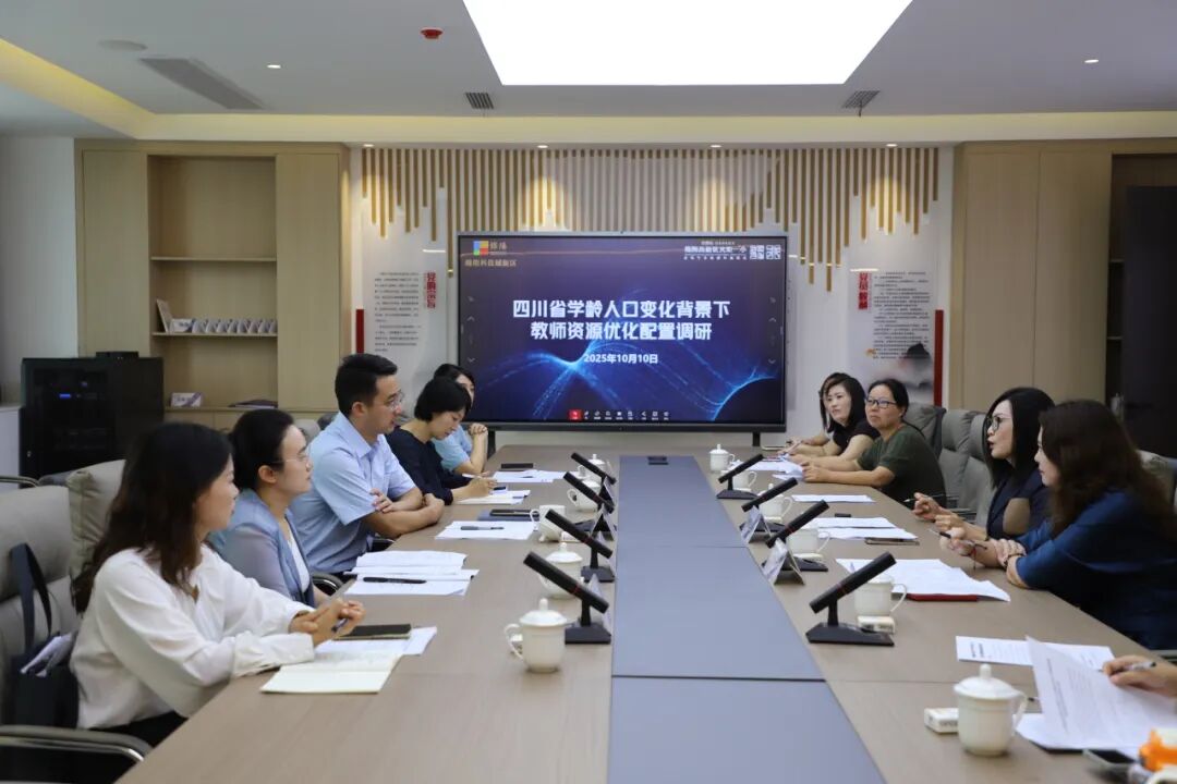 【火一月刊】十月耕耘，星光满载 在光影交织中，珍藏教育的每一瞬微光
