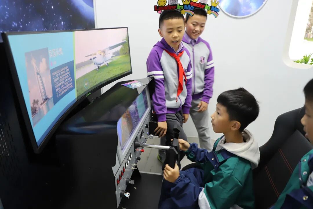 高新区科创开放周!火炬一小 “未来・科立方” 聚 10 校 400 娃 激活区域科教资源