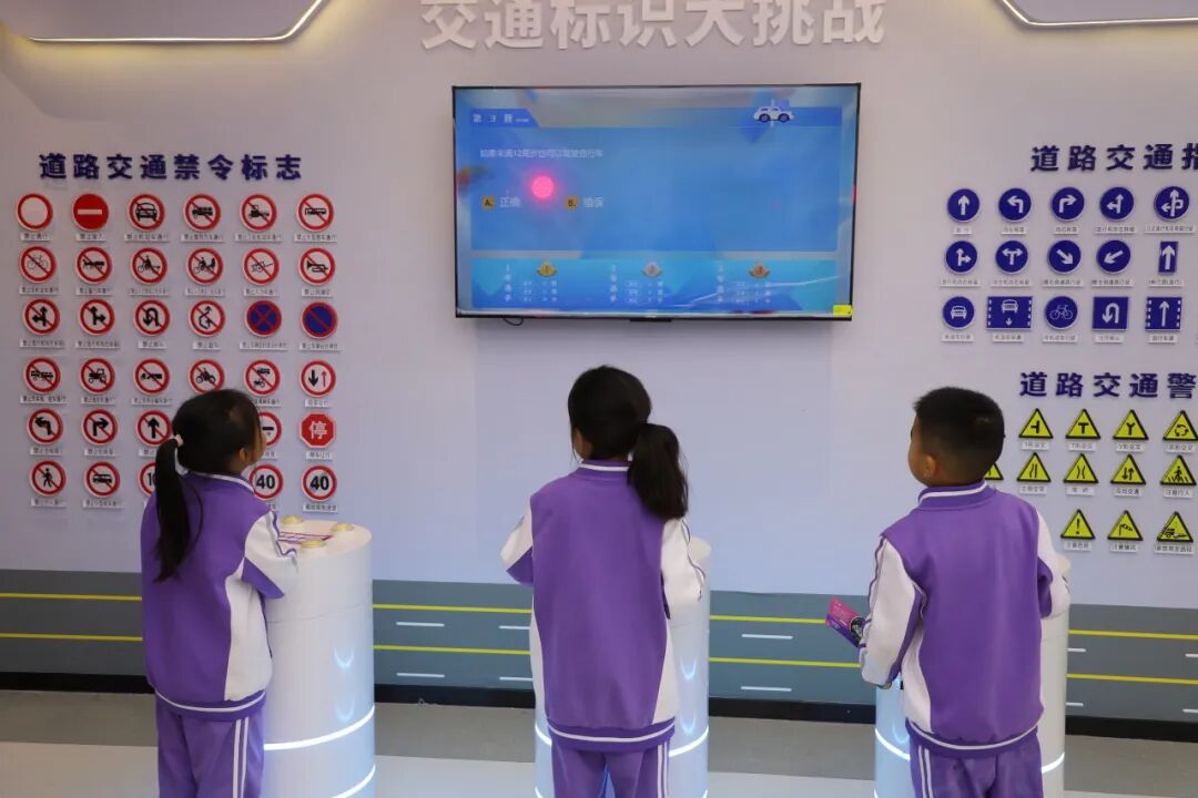 高新区科创开放周!火炬一小 “未来・科立方” 聚 10 校 400 娃 激活区域科教资源