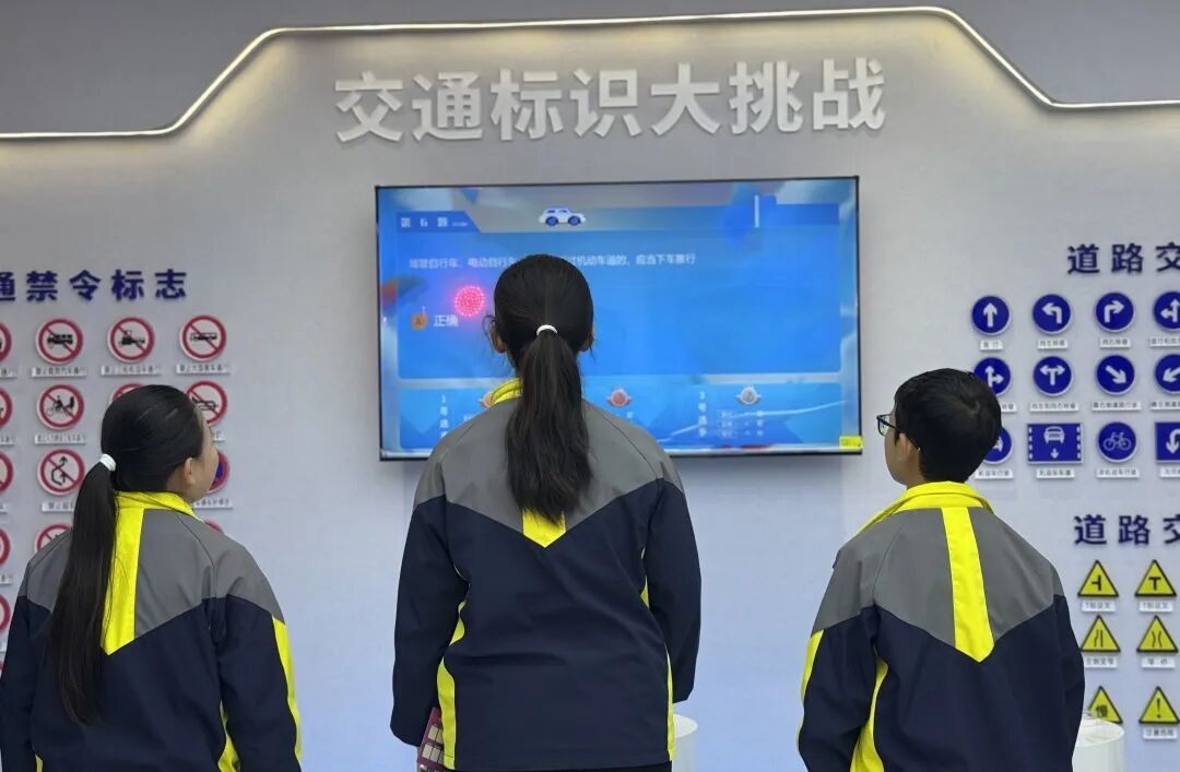 高新区科创开放周!火炬一小 “未来・科立方” 聚 10 校 400 娃 激活区域科教资源
