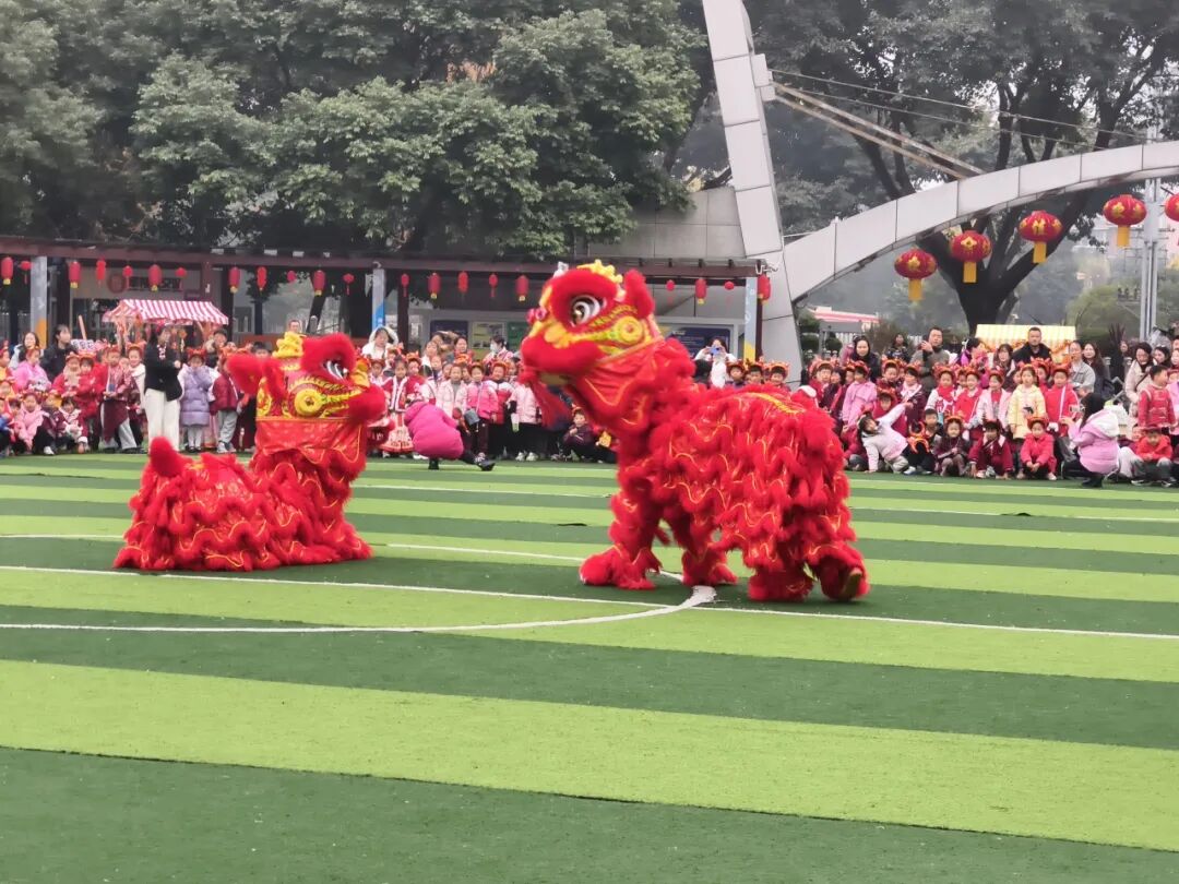 非遗魔法降临校园!师生同游年味乐园 ——火炬一小2026迎新非遗游园会欢乐上演