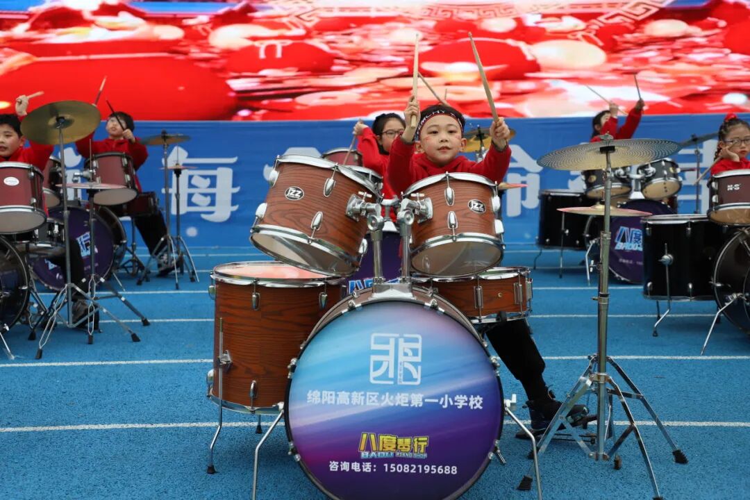 非遗魔法降临校园!师生同游年味乐园 ——火炬一小2026迎新非遗游园会欢乐上演