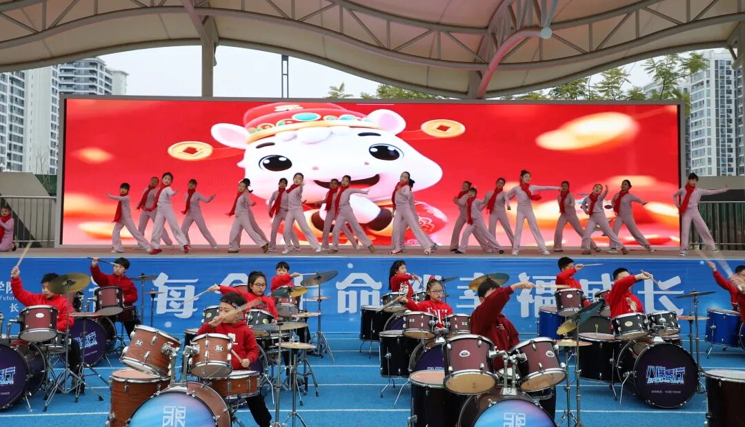 非遗魔法降临校园!师生同游年味乐园 ——火炬一小2026迎新非遗游园会欢乐上演