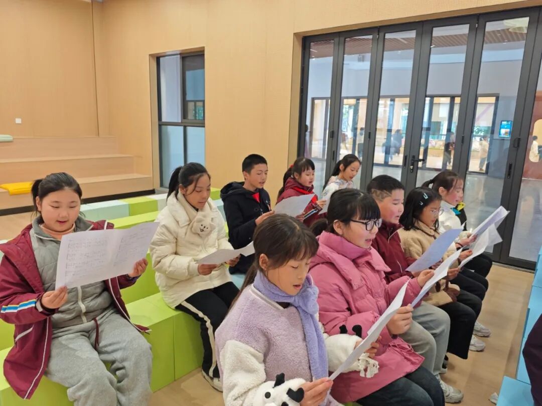 【火一捷报】浸润心灵 向美而行!火炬一小“梧桐树”合唱团斩获西部音乐周省级一等奖