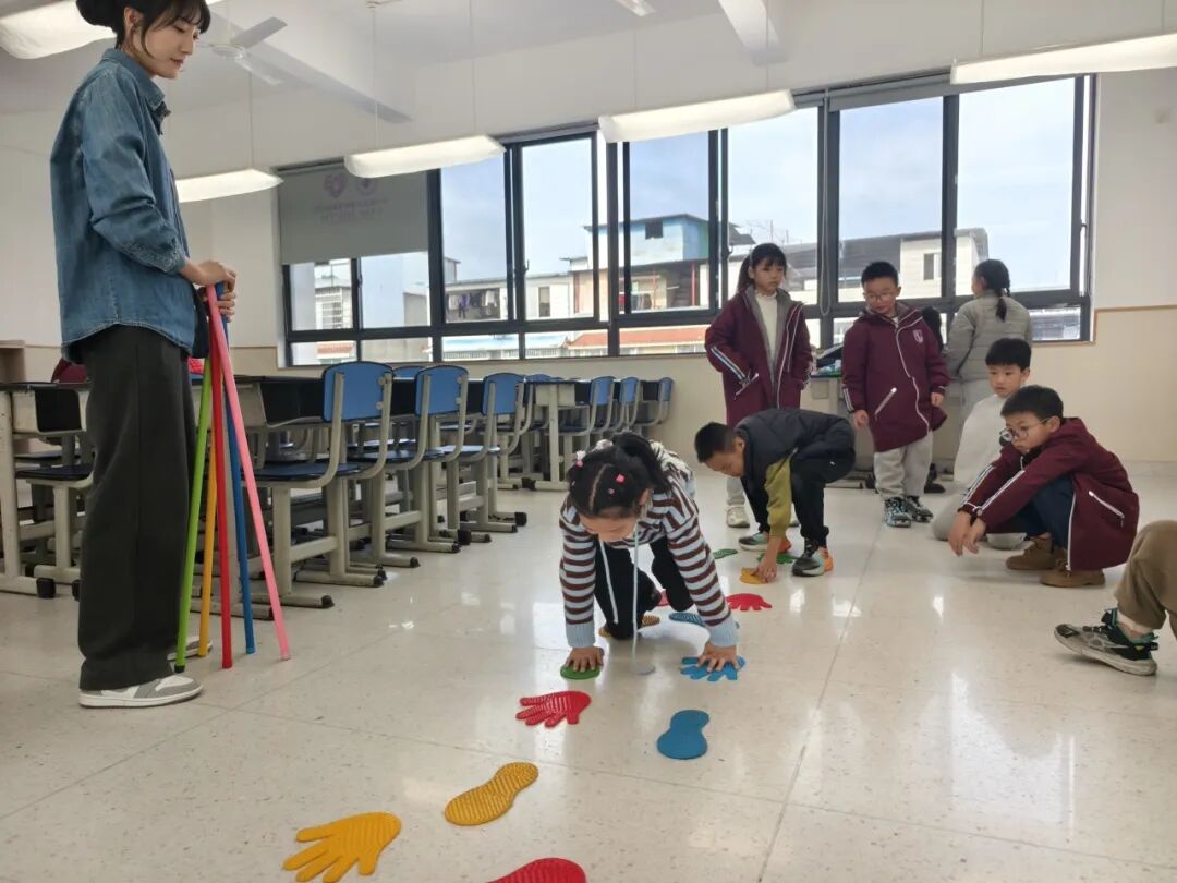 【火一月刊】激情点燃冬日,奋斗闪耀杏坛——火炬一小十一月荣光熠熠:以运动之名,铸教育之魂