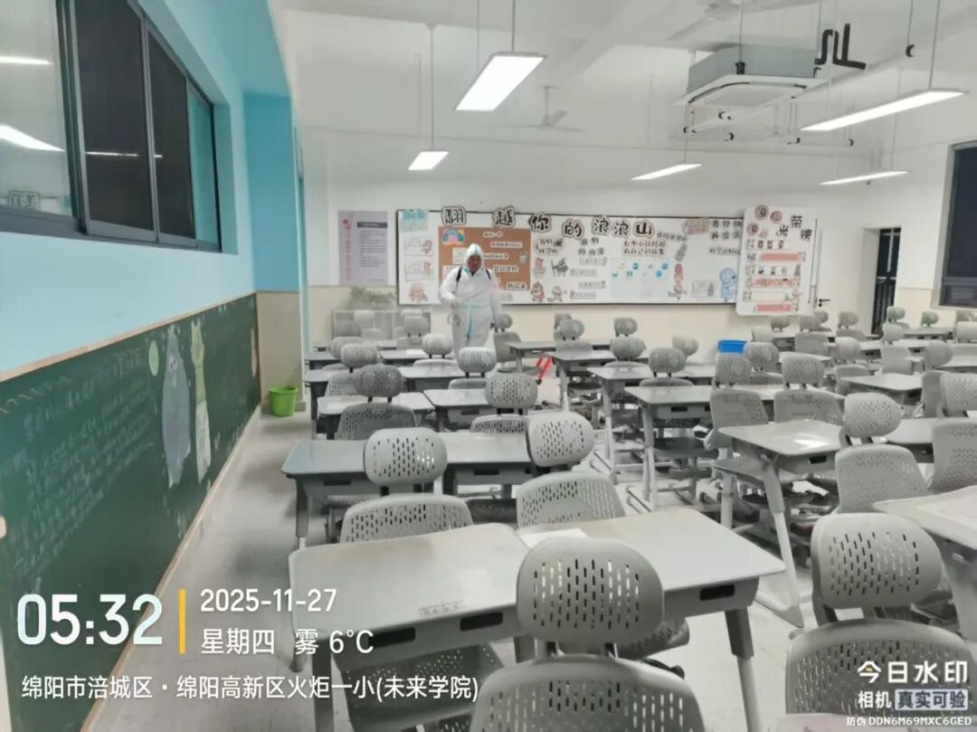 【火一月刊】激情点燃冬日,奋斗闪耀杏坛——火炬一小十一月荣光熠熠:以运动之名,铸教育之魂