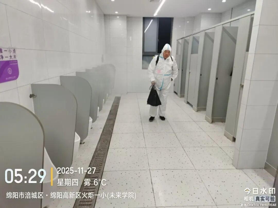 【火一月刊】激情点燃冬日,奋斗闪耀杏坛——火炬一小十一月荣光熠熠:以运动之名,铸教育之魂