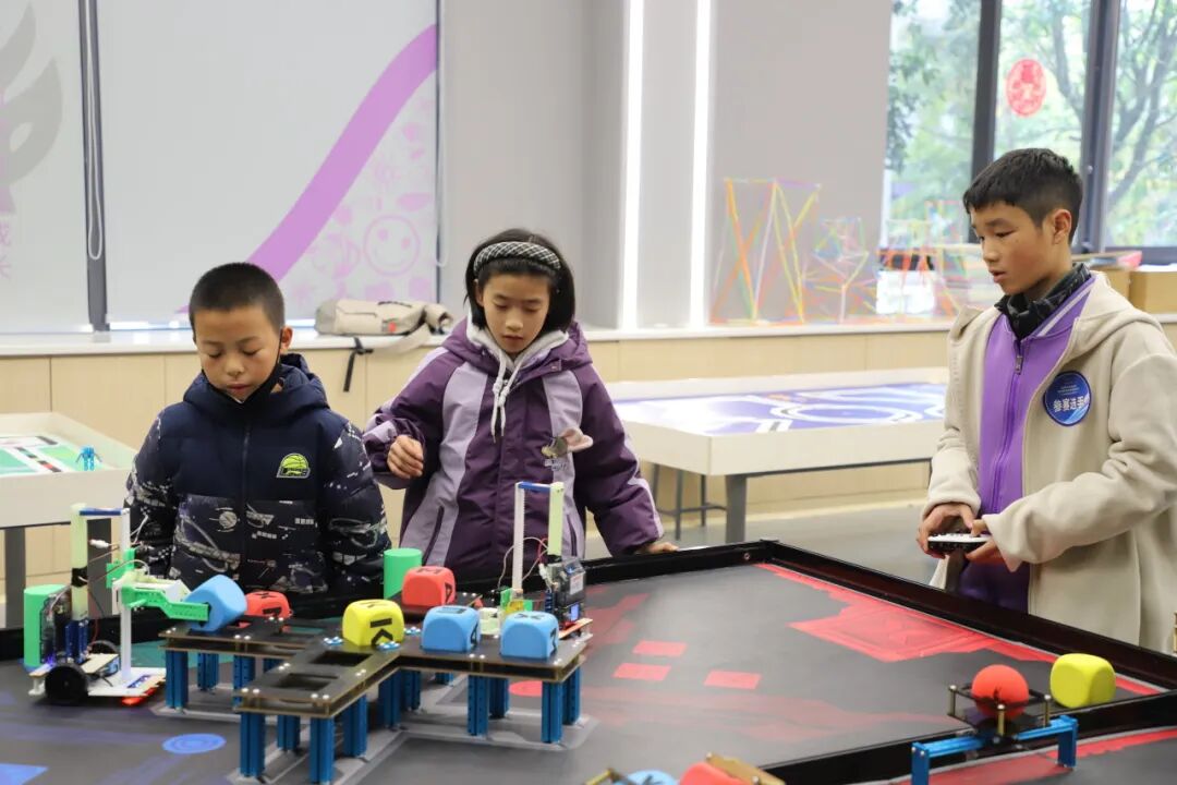 【五力领航】科创赋能成长 素养点亮未来 ——绵阳科技城新区首届中小学信息素养创新实践活动圆满落幕