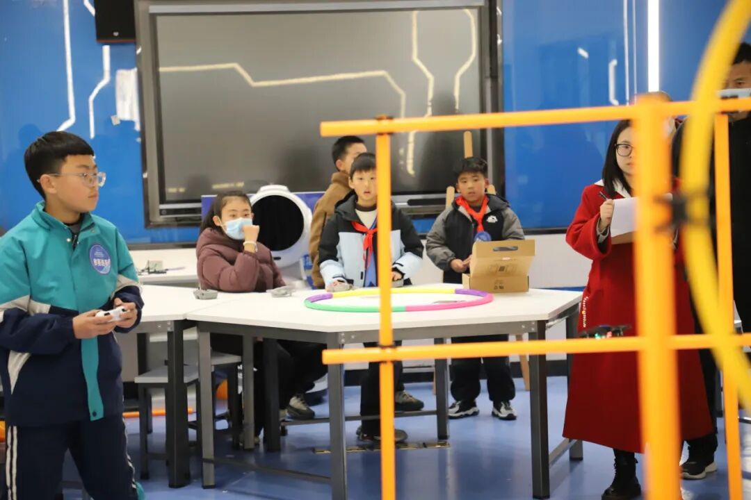 【五力领航】科创赋能成长 素养点亮未来 ——绵阳科技城新区首届中小学信息素养创新实践活动圆满落幕