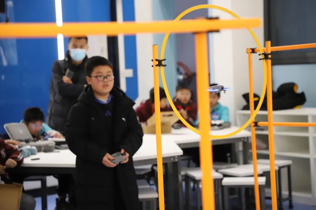 【五力领航】科创赋能成长 素养点亮未来 ——绵阳科技城新区首届中小学信息素养创新实践活动圆满落幕