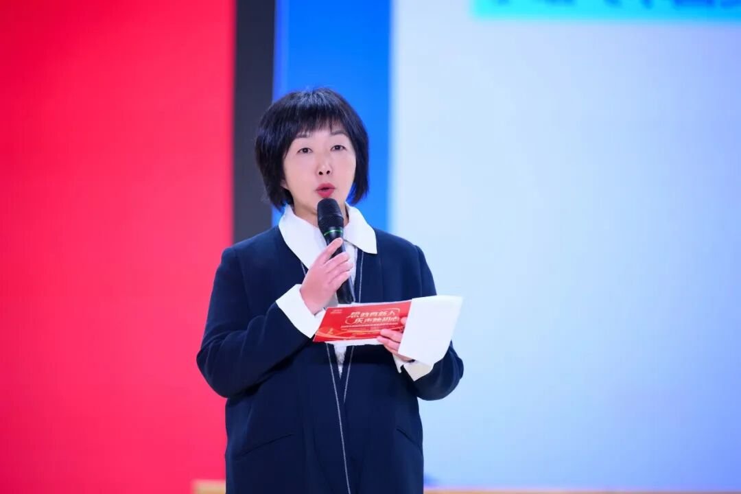 【火一动态】乐声裹着思政热，初心随旋律正燃！ ——这场音乐思政课，把信仰“唱”进了青春里
