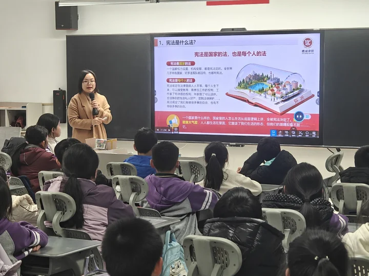 【火一月刊】珍藏岁末的星光|火炬一小十二月教育叙事 ——在冬天的故事里,看见教育悄然绽放的春天