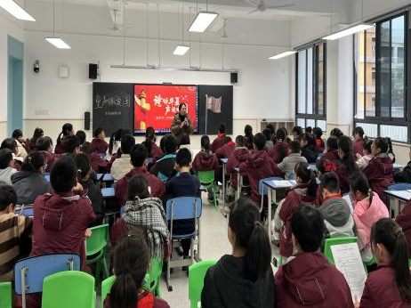 【火一学科组】文研突围,揽誉焕新再启程!-----火炬一小语文教研组2025秋荣光赋