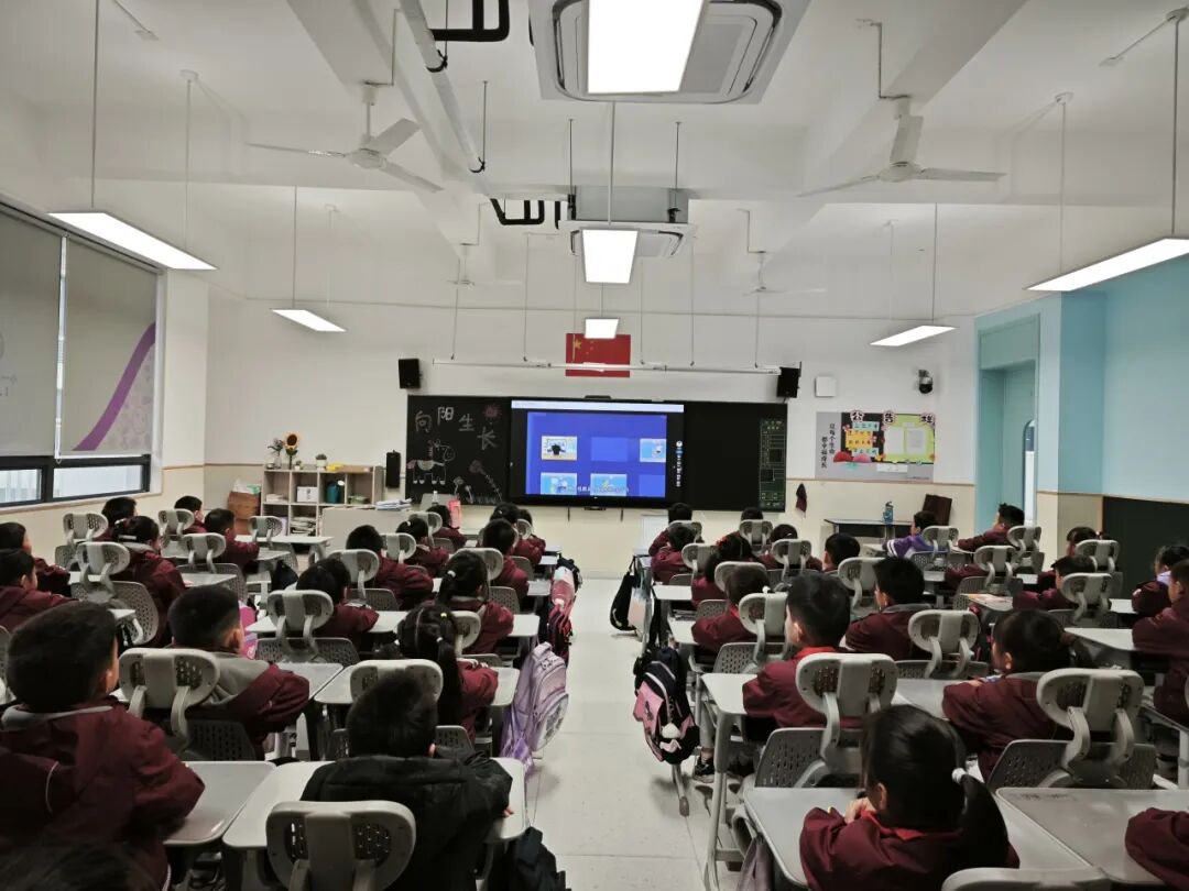【火一开学季】以“骐骥”之志 燃AI之光——做未来科技的“快乐小马”