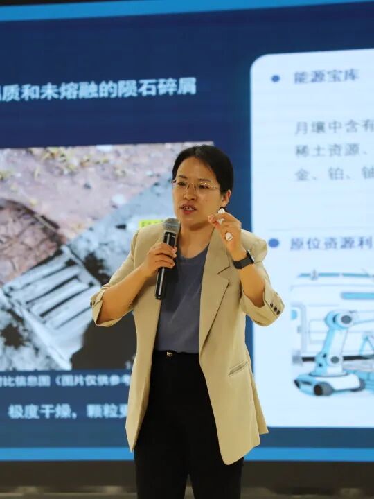 【火一月刊】四月书香漫,深耕行致远 —— 四月,火炬一小续写一卷成长篇