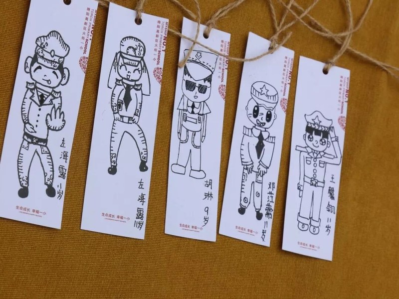 【火一动态】火炬一小“文明交通 浸润文明人生”主题艺术工作坊开展咯！