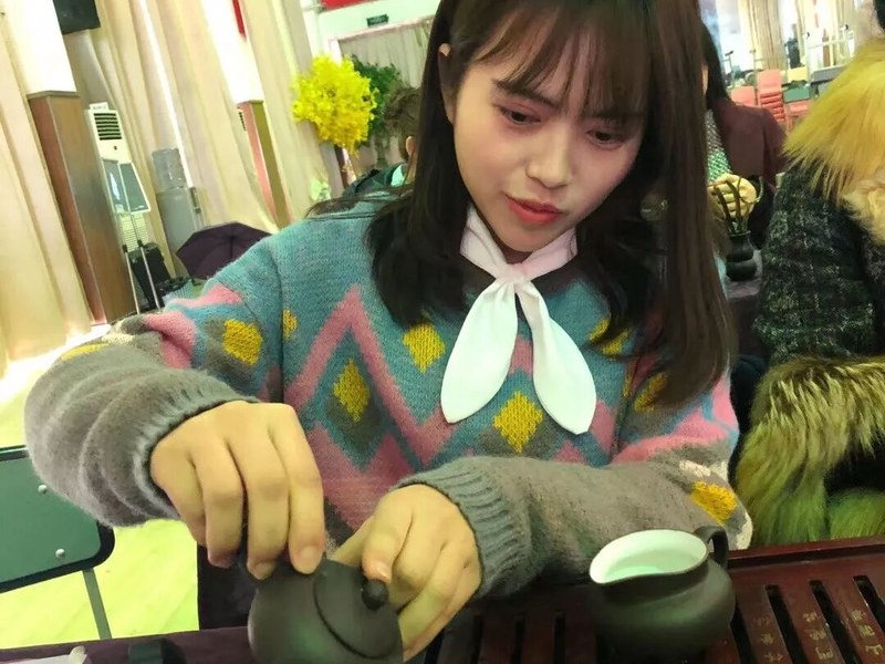 【火一动态】品⼀缕茶香，悟幸福味道——火炬一小“三.八”节教师生活课程