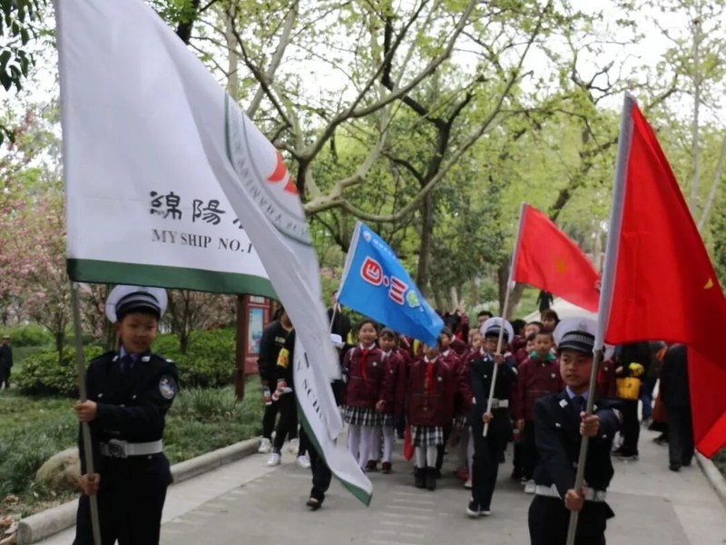 【火一动态】火炬一小2019年清明祭英烈活动