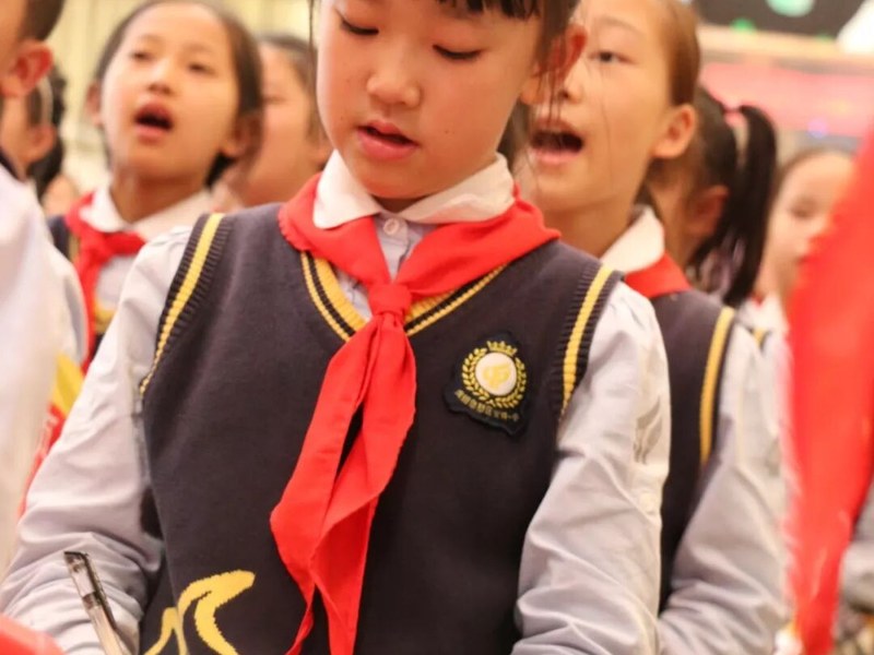 【火一动态】 红领巾心向党，争做新时代好少年 ——建队日主题系列活动