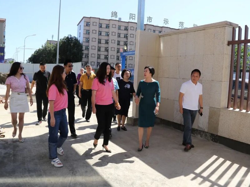 【一幼动态】董泓主任检查火炬第一幼儿园开学准备和疫情防控工作