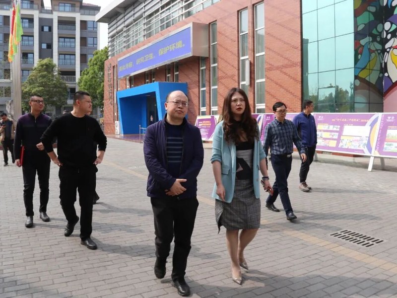 【火一动态】绵阳电教馆吴明友馆长一行调研我校信息化建设情况